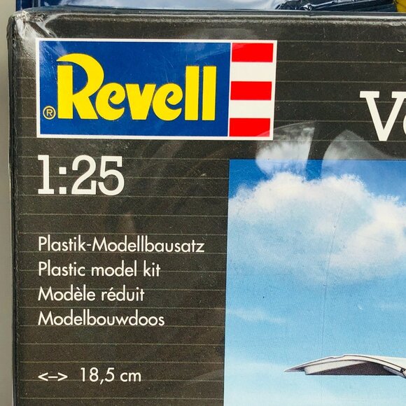 Revell 1:25 Volkswagen T3 "Camper" Model Set (Plastic) New in Box - Picture 15 of 16